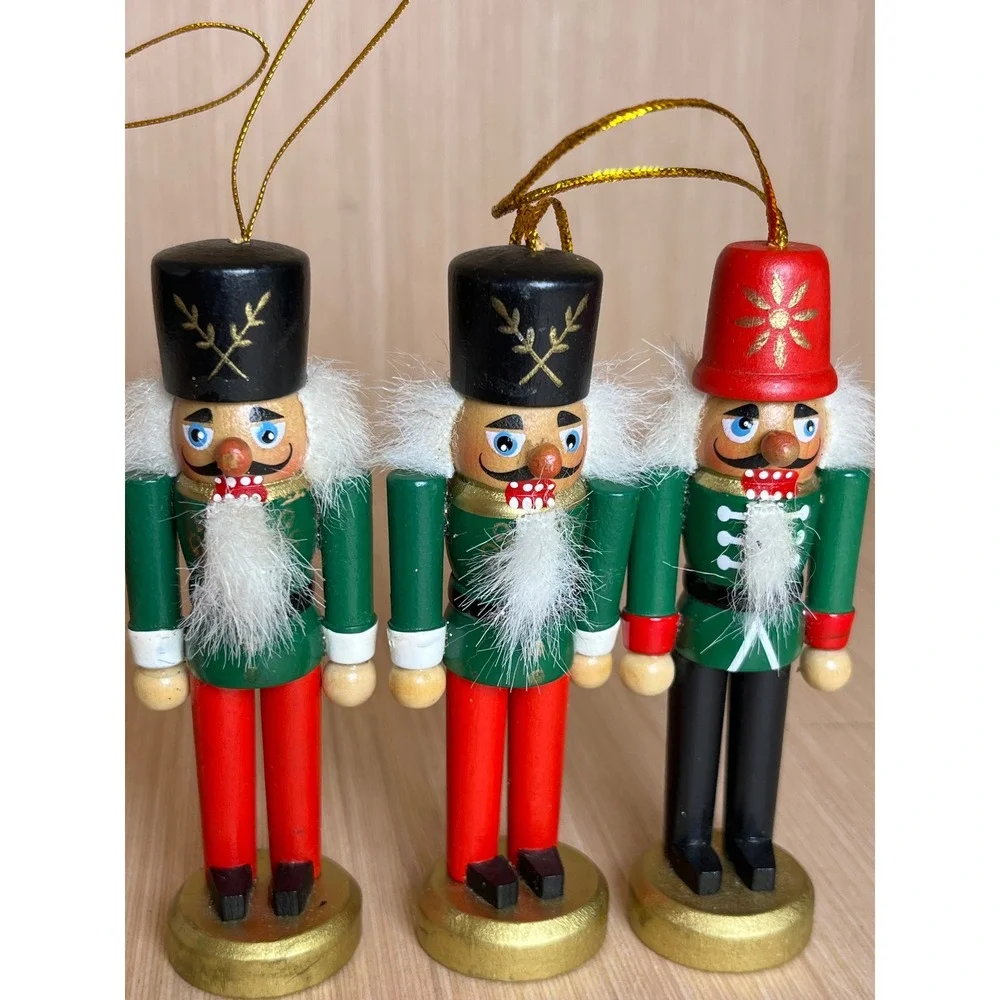 Vintage Wooden Nutcracker Soldier Christmas Ornament Set Red Green 5pc